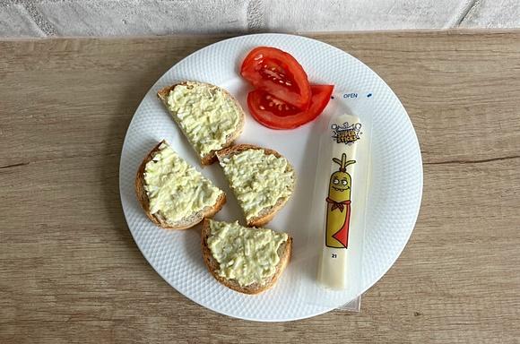 Pasta jajeczna z awokado - zdrowa i smaczna kanapkowa przekąska