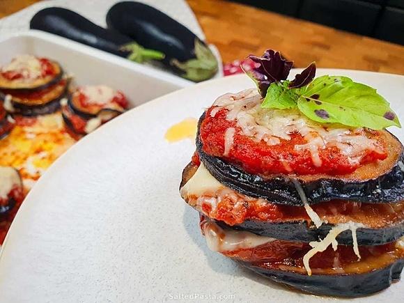 Parmigiana - Włoska zapiekanka z bakłażana i parmezanu
