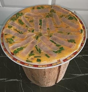 Omlet z wędliną i szczypiorkiem