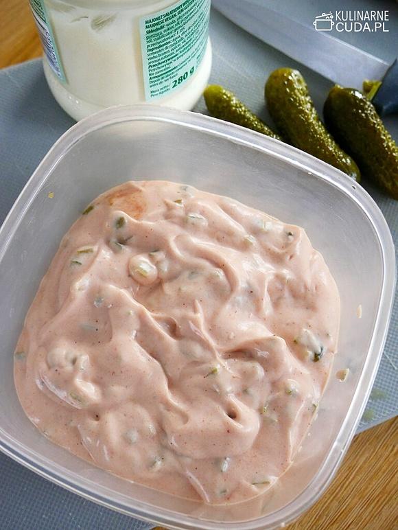 Sos tysiąca wysp do kanapek, burgerów i sałatek