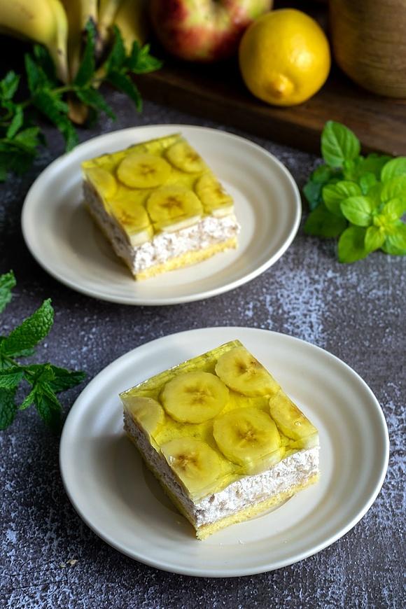 Bananowiec z jabłkami siostry Anastazji