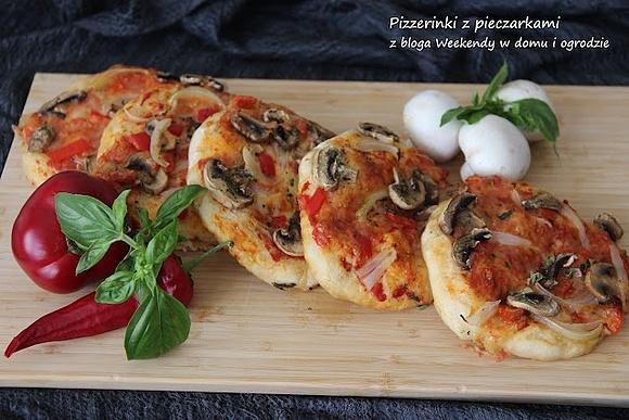 Pizzerinki z pieczarkami