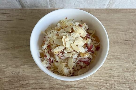 Jogurt z mrożoną brzoskwinią - zdrowy deser z TikToka