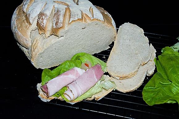 Chleb z doppio zero z trzech mąk i drożdżami lievito madre