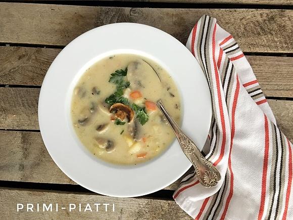 Zupa pieczarkowa