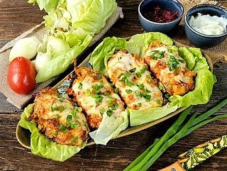 Kurczak zapiekany z warzywami i serem
