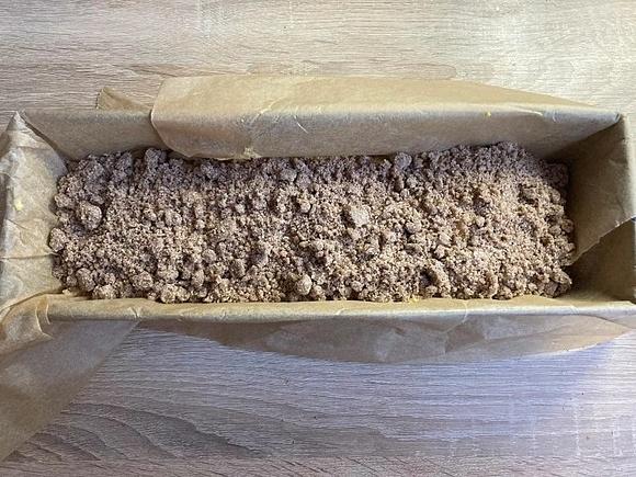 Drożdżowe ciasto dyniowe z korzenną kruszonką
