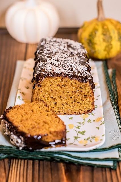 Babka rokitnikowo-dyniowa bez jajek i mleka
