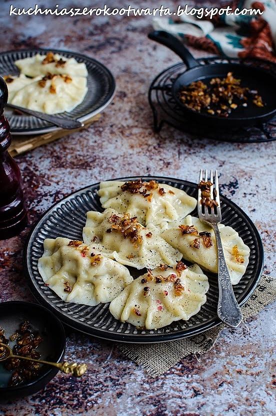 Pierogi z mięsem i kapustą