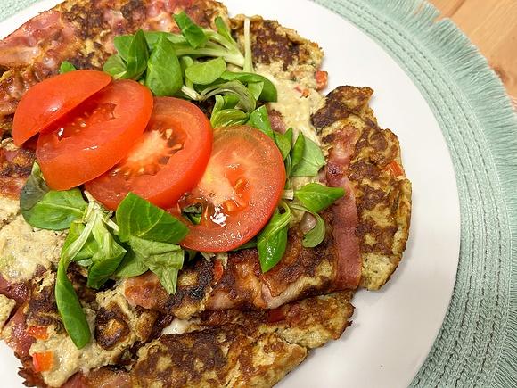 Keto omlet z guacamole