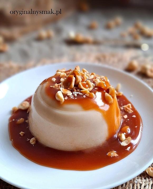 Orzechowa panna cotta z sosem karmelowym