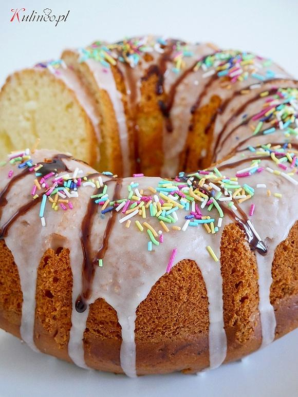 Wilgotna babka wielkanocna