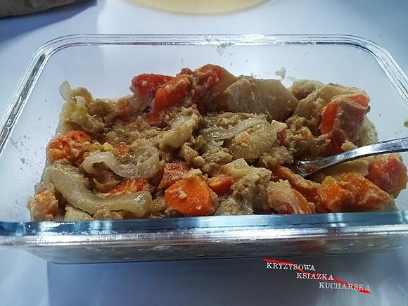 Korzonki z marchewki i pasternaku z bigosem - przepis od xviii wieku