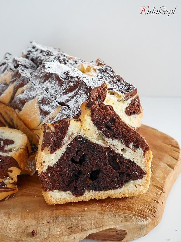 Marmurkowa babka wielkanocna