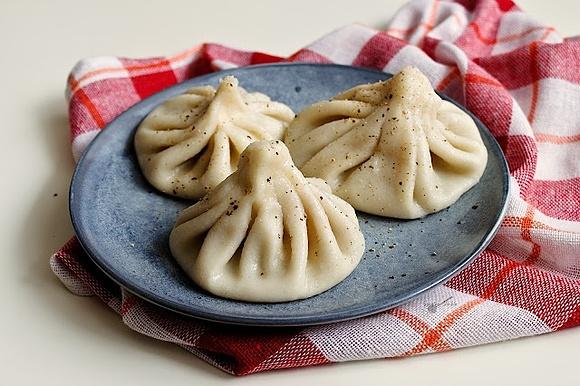 Chinkali - tradycyjne gruzińskie pierogi z mięsem