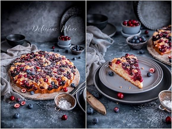 Ciasto drożdżowe z borówkami i żurawiną
