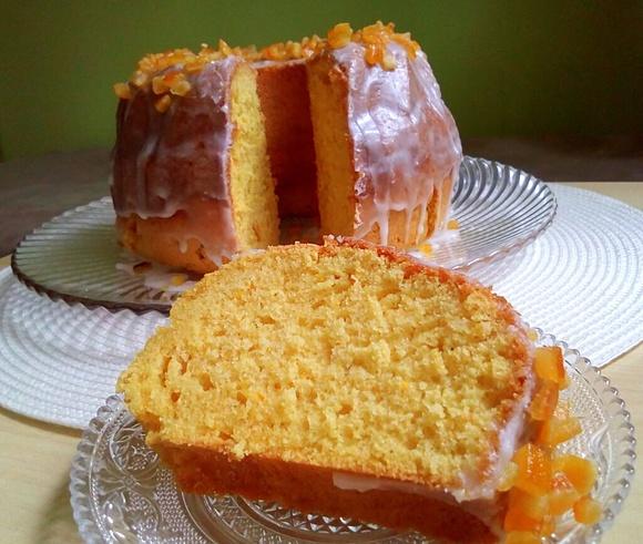 Pomarańczowa babka wielkanocna