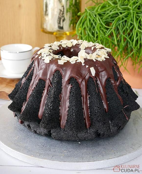 Babka wielkanocna black