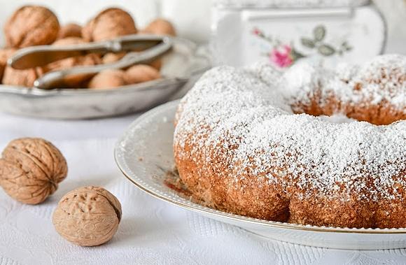 Babka orzechowa