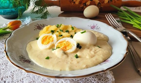 Jajka w sosie chrzanowym