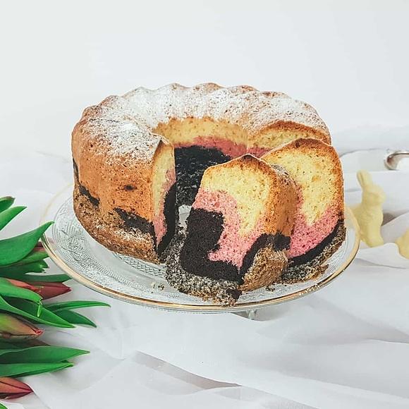 Wielkanocna babka tulipan