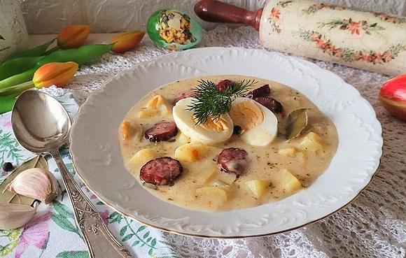 Żur świąteczny z borowikami
