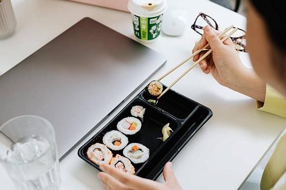 Czy gotowe sushi z marketu jest dobre