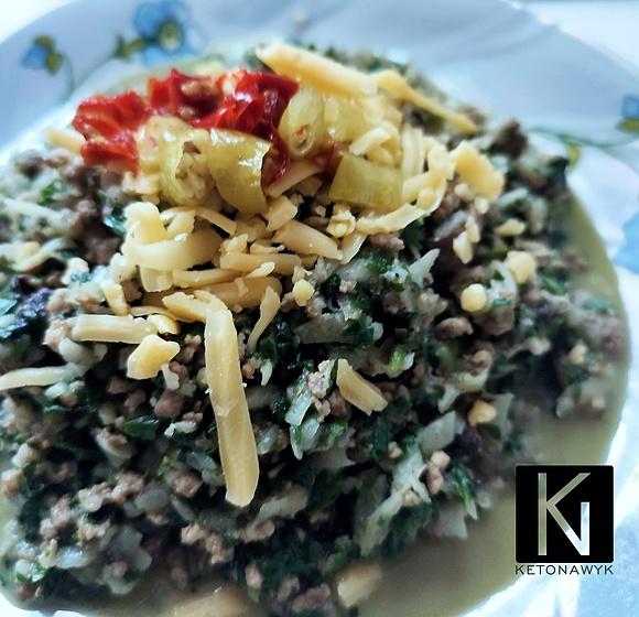 Selera Risotto z mięsem, szpinakiem i pieczarkami