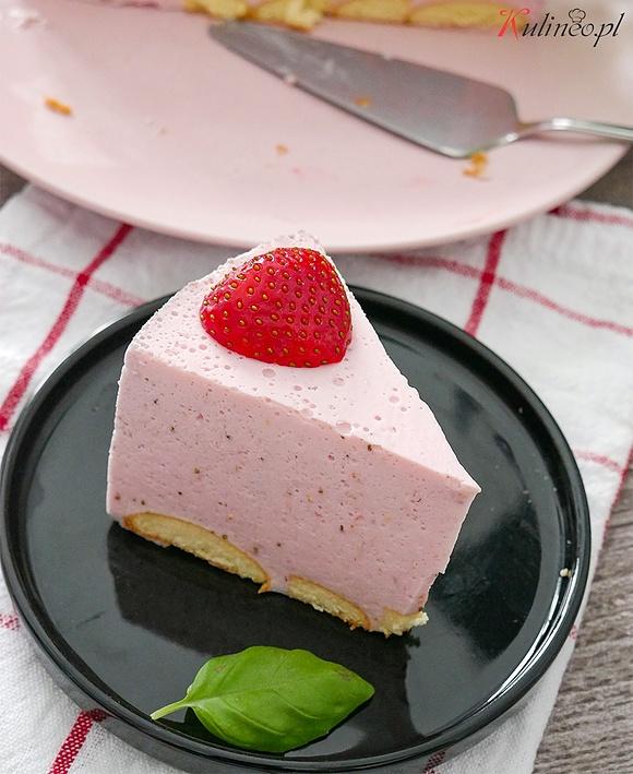 Truskawkowiec, sernik z truskawkami, deser na każdą okazję