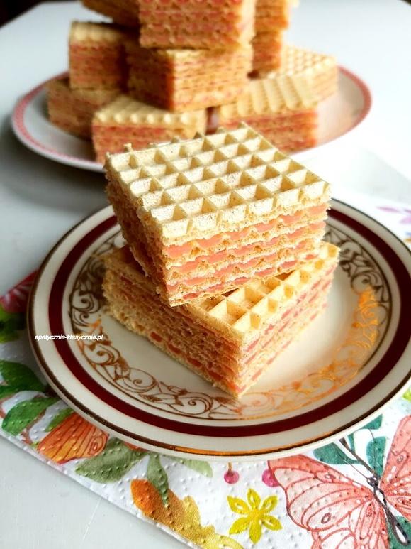 Wafle z galaretką