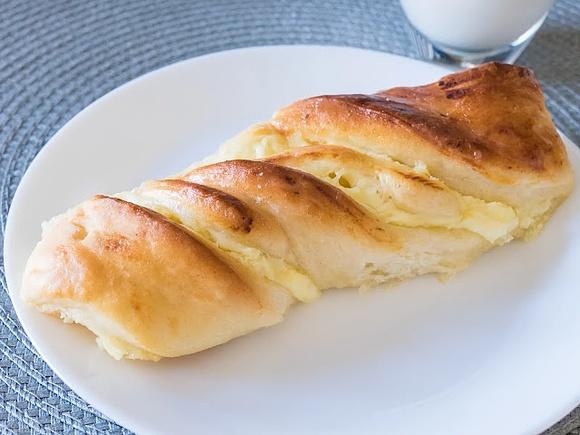 Skręcane drożdżówki z serem Thermomix
