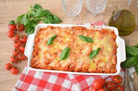 Zapiekanka makaronowa Pasta alla Sorrentina