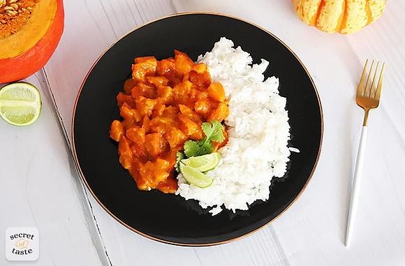 Dyniowe curry z mleczkiem kokosowym i ryżem jaśminowym