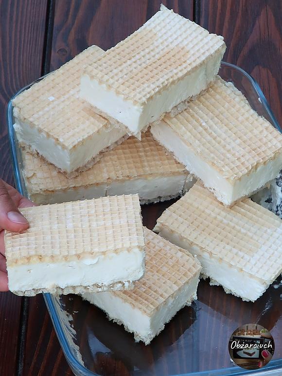 Lodowa kanapka - lody śmietankowe w wafelku