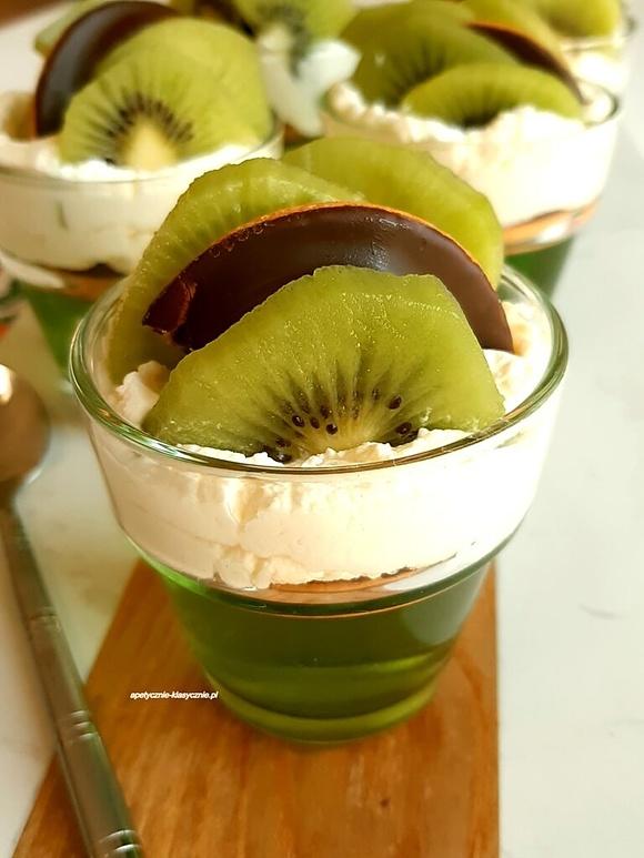 Deser inspirowany Shrekem z galaretką i mascarpone