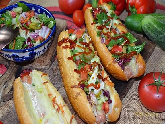 Hot-dogi zapiekane w piekarniku