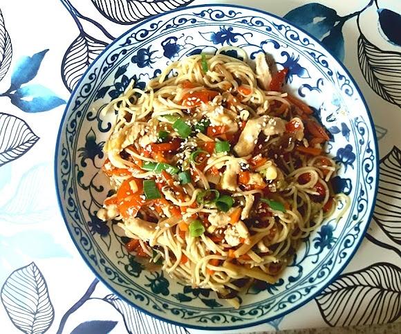 Makaron Chow Mein z woka