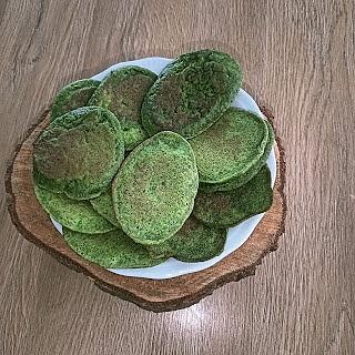 Placuszki szpinakowo-bananowe