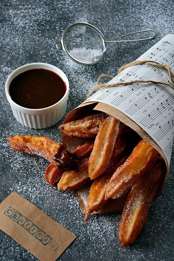 Churros – hiszpańskie pączki smażone na słodko