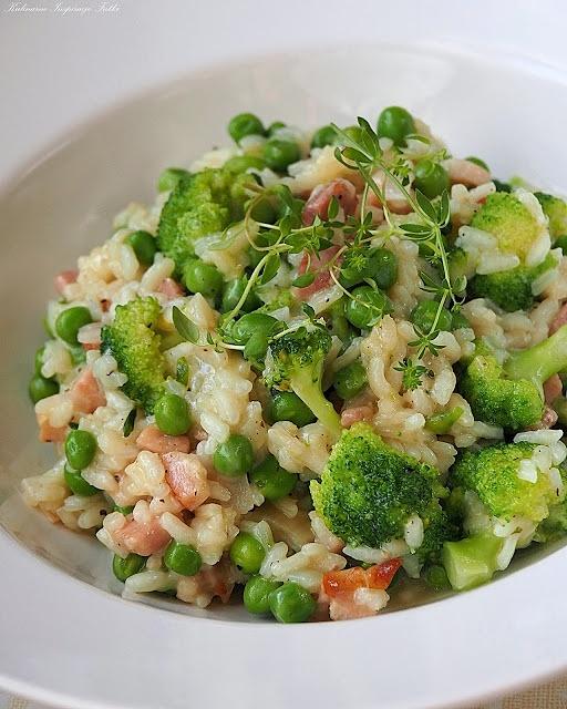 Risotto z zielonym groszkiem i brokułami