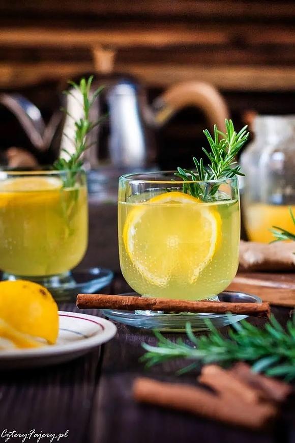 Naturalny energetyk na odporność z imbirem i octem owocowym