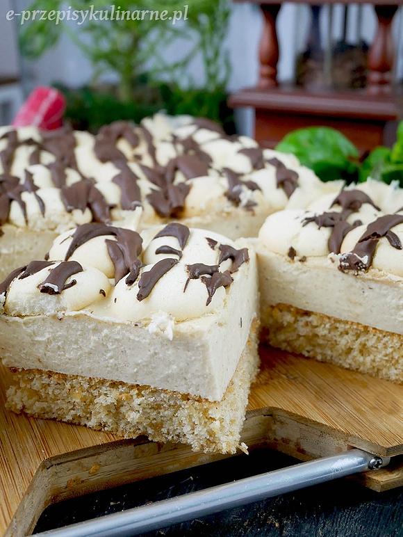 Ciasto cappuccino jogurtowe - pyszny deser z nutą kawy