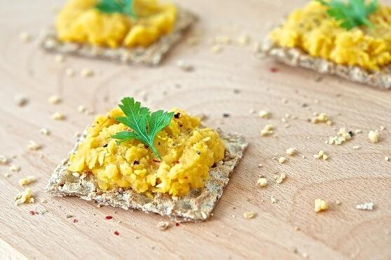 Pasta z soczewicy i sera rubin