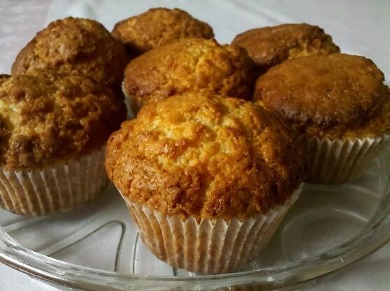 Muffiny z likierem advocaat