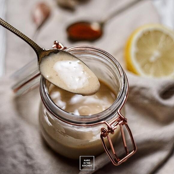 Kremowy sos cytrynowy z tahini