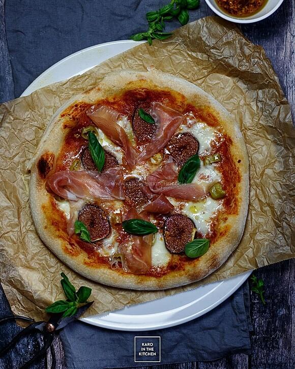 Pizza neapolitańska z suszonymi drożdżami