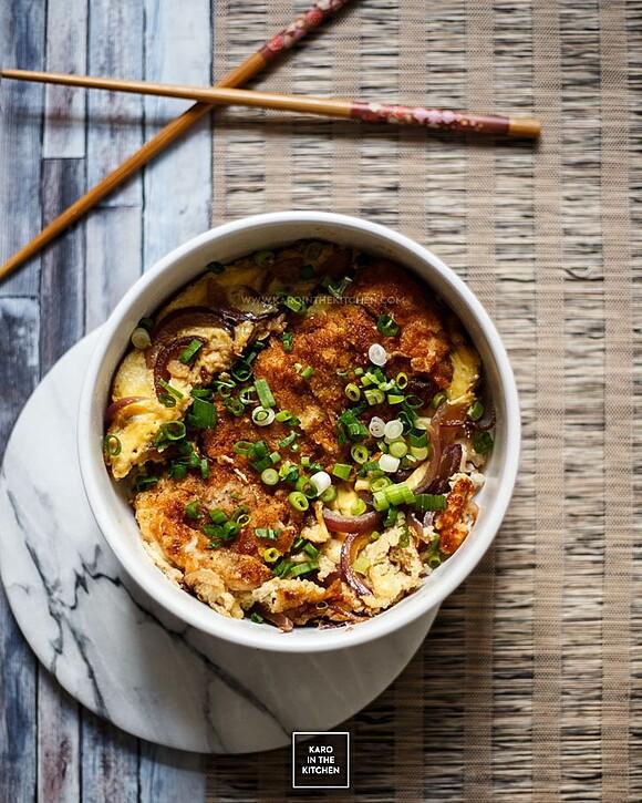 Katsudon japoński schabowy na ryżu