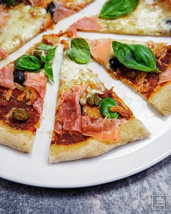 Pizza na cienkim cieście