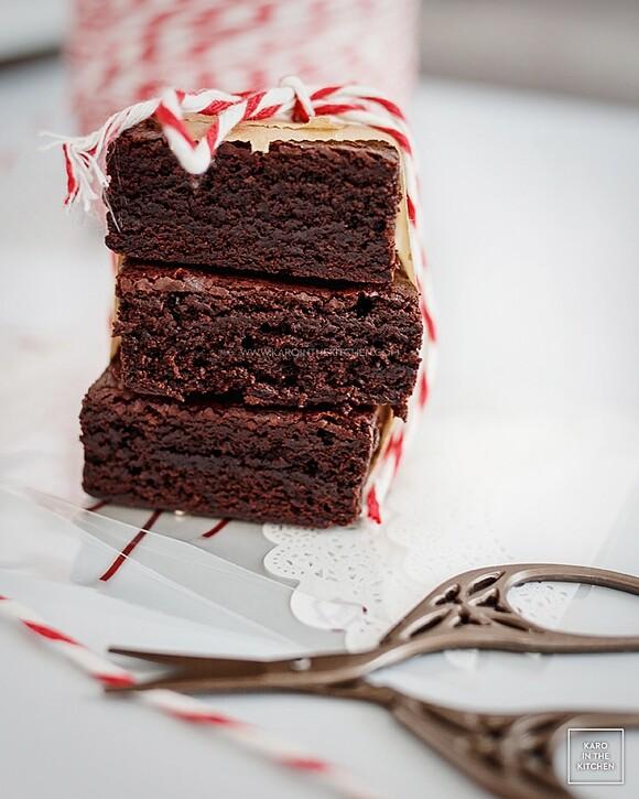 Wilgotne ciemne brownie bez miksera