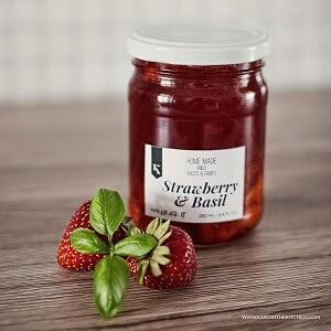 Słodko-pikantny dżem truskawkowy z papryką habanero
